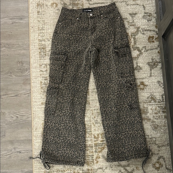 Fashion Nova Denim - Fashion Nova Women's Olive Leopard Cargo Straight Leg Jeans